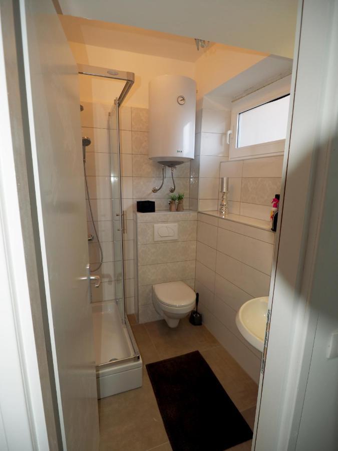 Deluxe Zoya Centar Pula Quarto foto